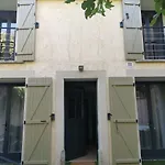 La Maison Cachee *