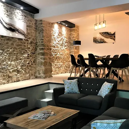 La Maison Cachee