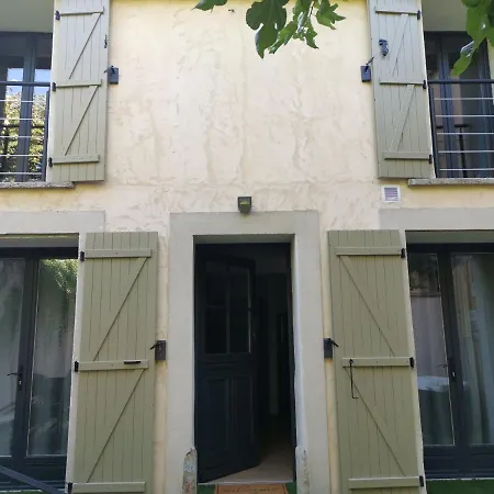 La Maison Cachee *