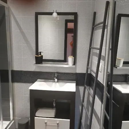 بيت للعطل La Maison Cachee *