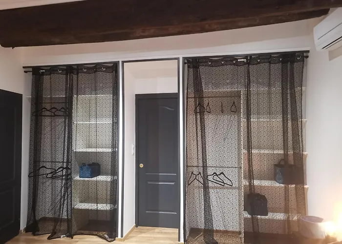 La Maison Cachée *