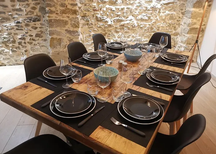 Сasa de vacaciones La Maison Cachée